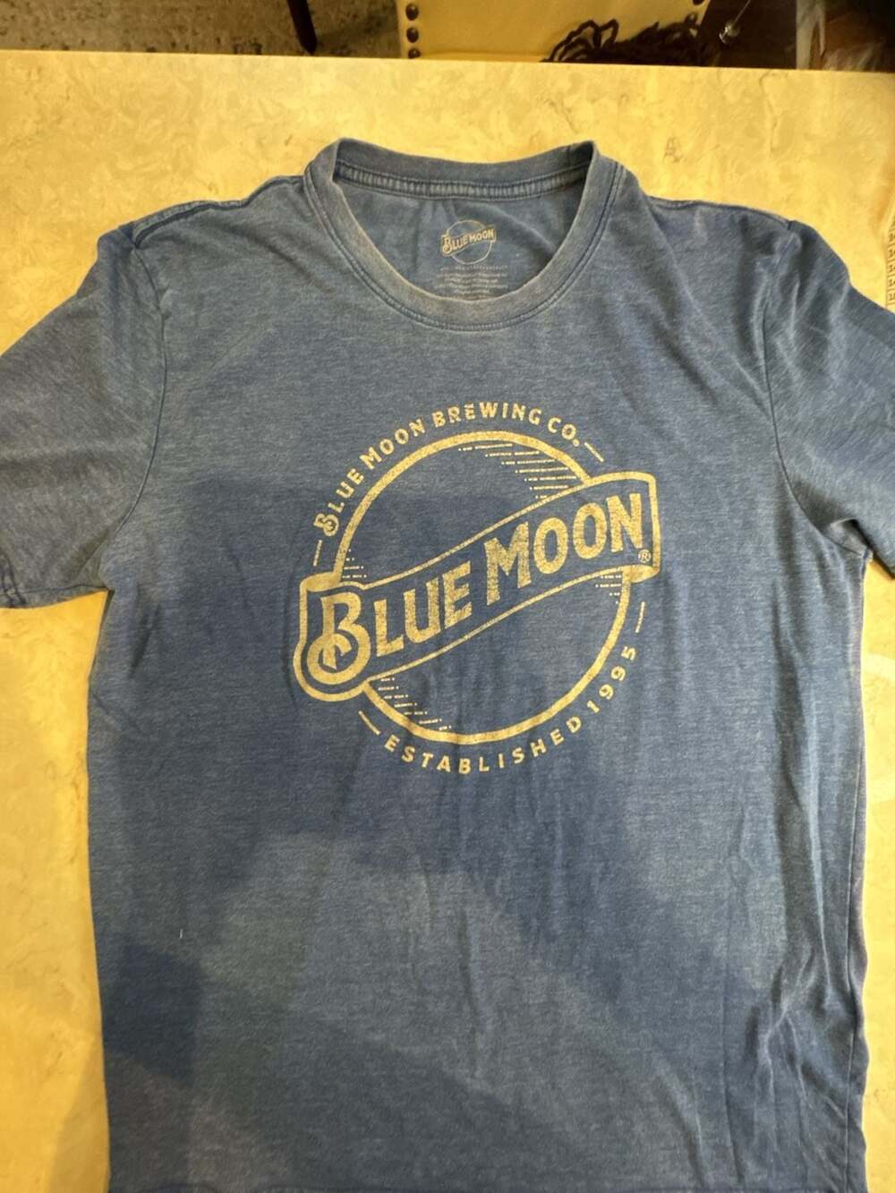 Blue Moon Brewing Co. T-Shirt Size L Blue Heather Gold Logo